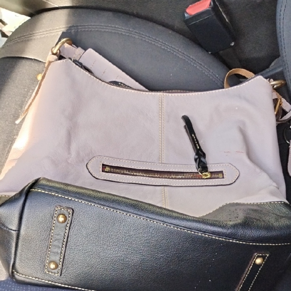 Dooney And Bourke Bag